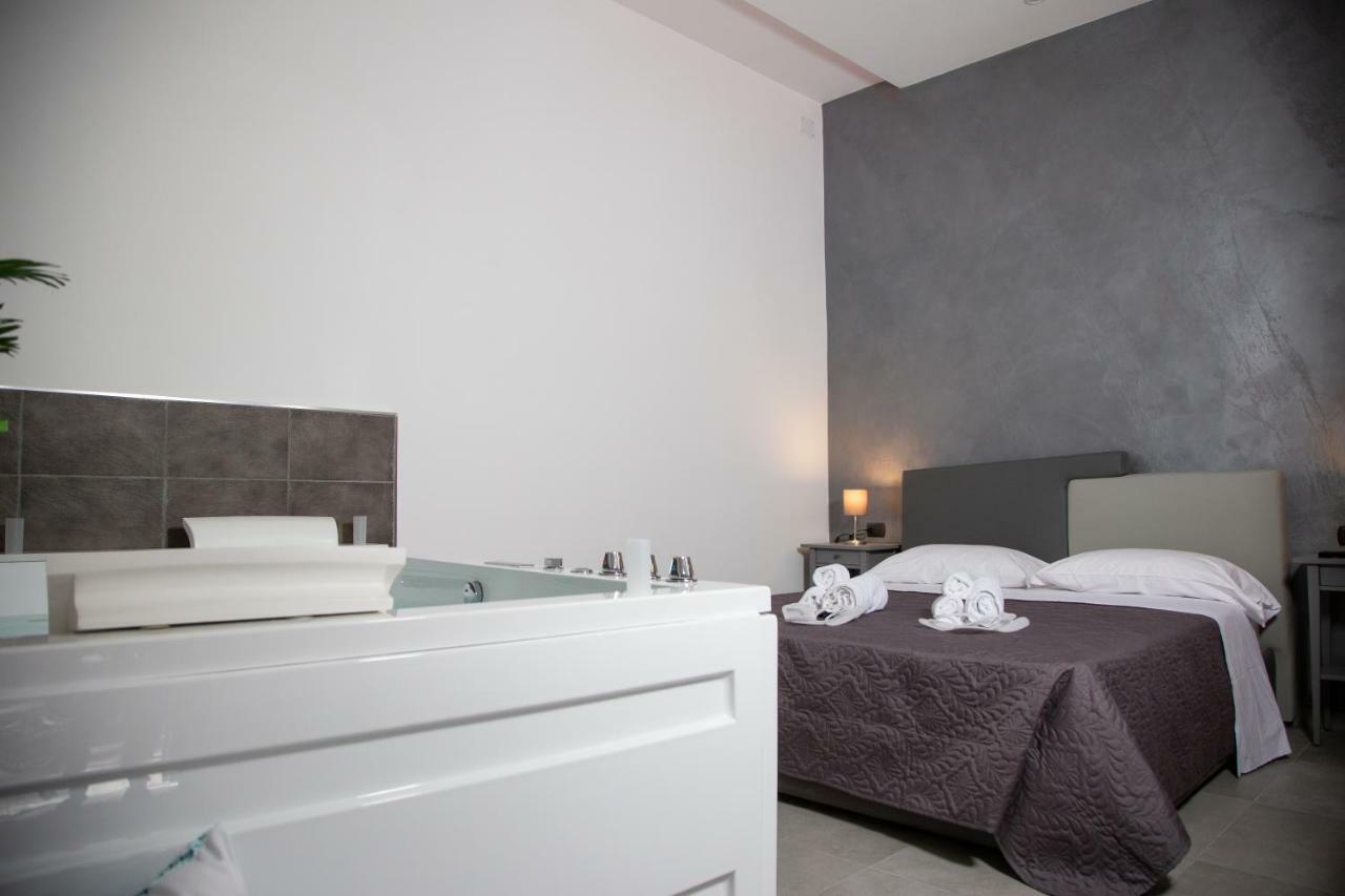 Camera18 Suite Napoli Eksteriør bilde